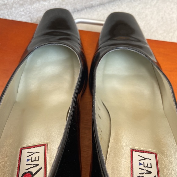 harvey black patent leather pumps / heels - Picture 11 of 12